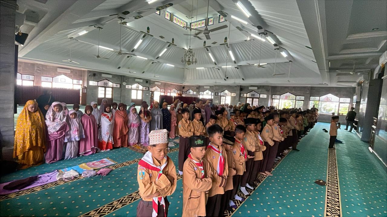 Membiasakan Sholat Duha, Menumbuhkan Akhlak Mulia - foto 1